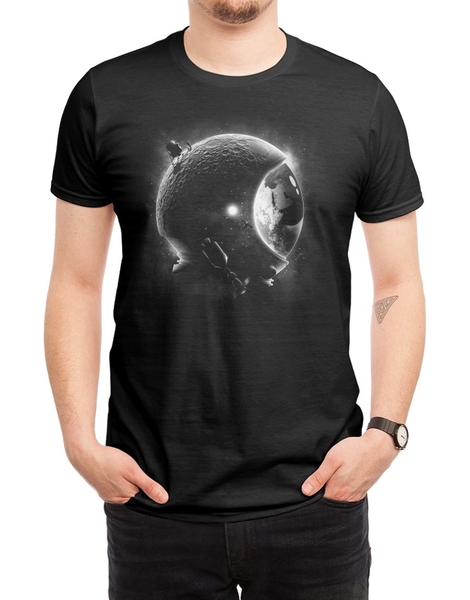 Moon's Helmet Hero Shot